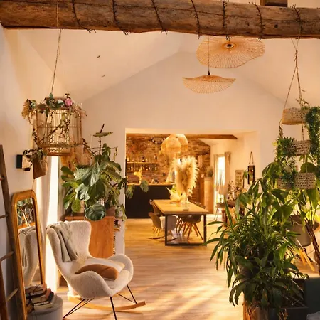 ホームステイ Ravissante 90m2 Pres Des Bord De Loire Saint-Julien-de-Concelles